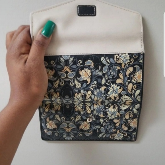 Wallet - Picture 2 of 4